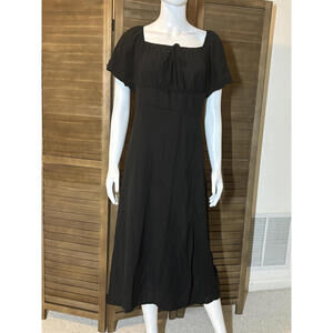 Black Plus-Size Midi Dress with Puff Sleeves